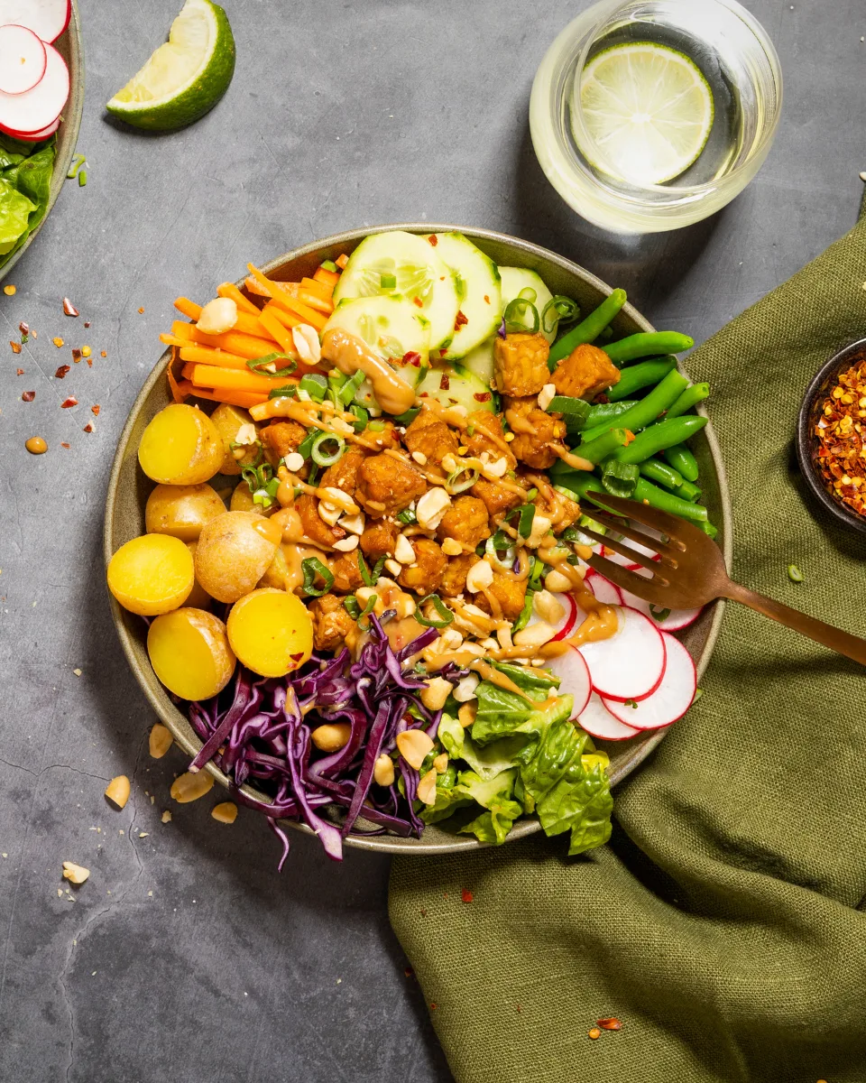 Gado gadosallad med tempeh indonesisk klassiker! Yipin