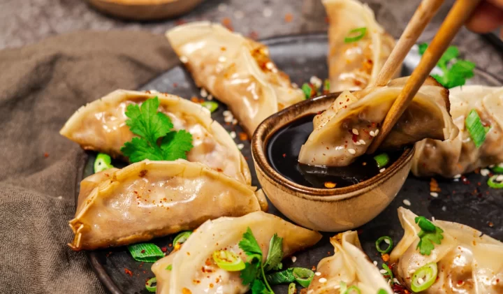 Veganska dumplings med teriyakisås