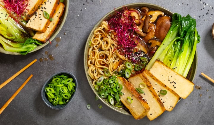 Bilden visar vegetarisk ramen