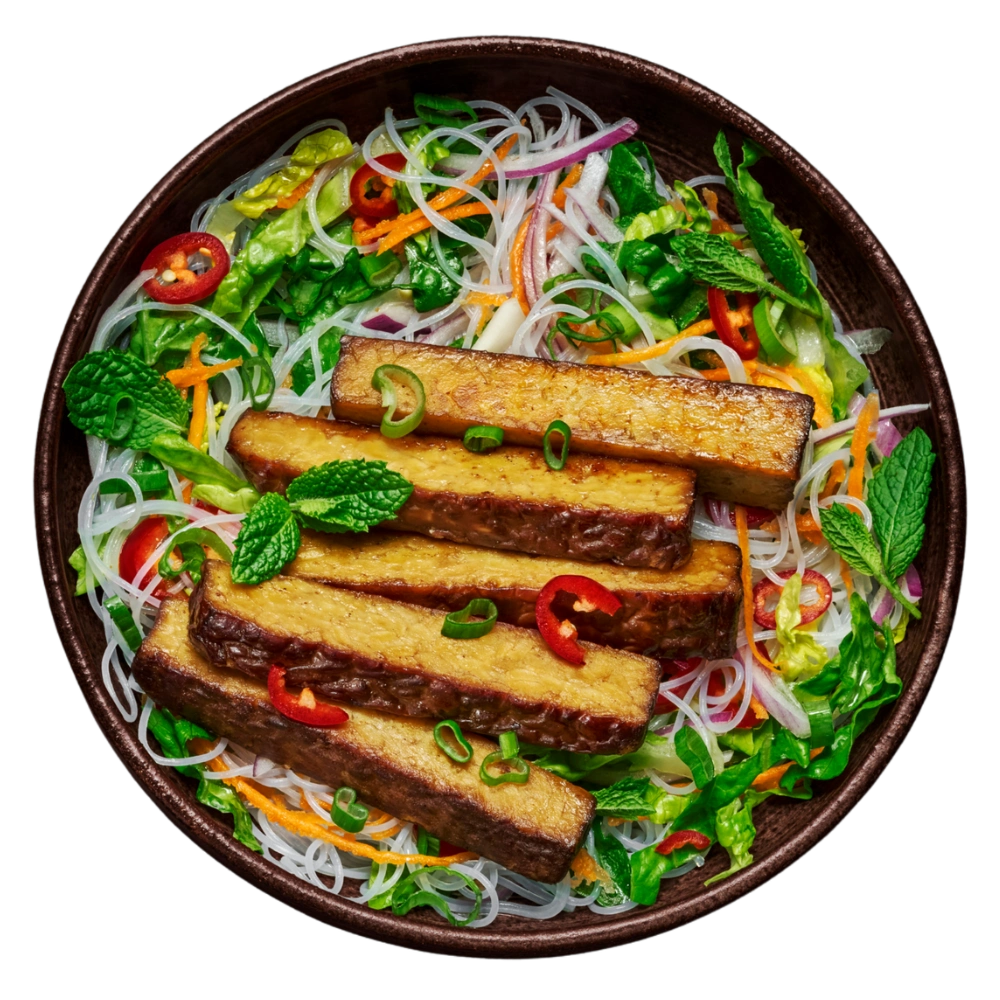 Bilden visar en maträtt med alspånsrökt tempeh från Yipin